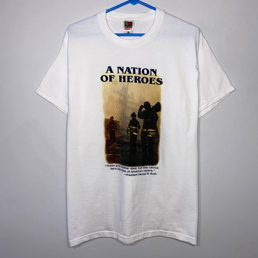 Vintage A Nation of Heroes 9/11 Patriotic American George Bush Graphic T-Shirt L